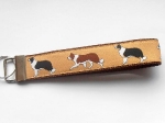 Border Collie beige (Gurtband braun) - Länge ca. 15 cm zzgl. Metallöse und Schlüsselring