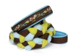 Agility-Zergelleine Eulchen braun - Leinenteil aus hochwertigem Fleece (hellblau und kiwi) und Gurtband (braun) geflochten - Halsung mit Borte Eulchen braun versehen - Halsung und Handschlaufe mit hellblauem Airmesh unterfüttert